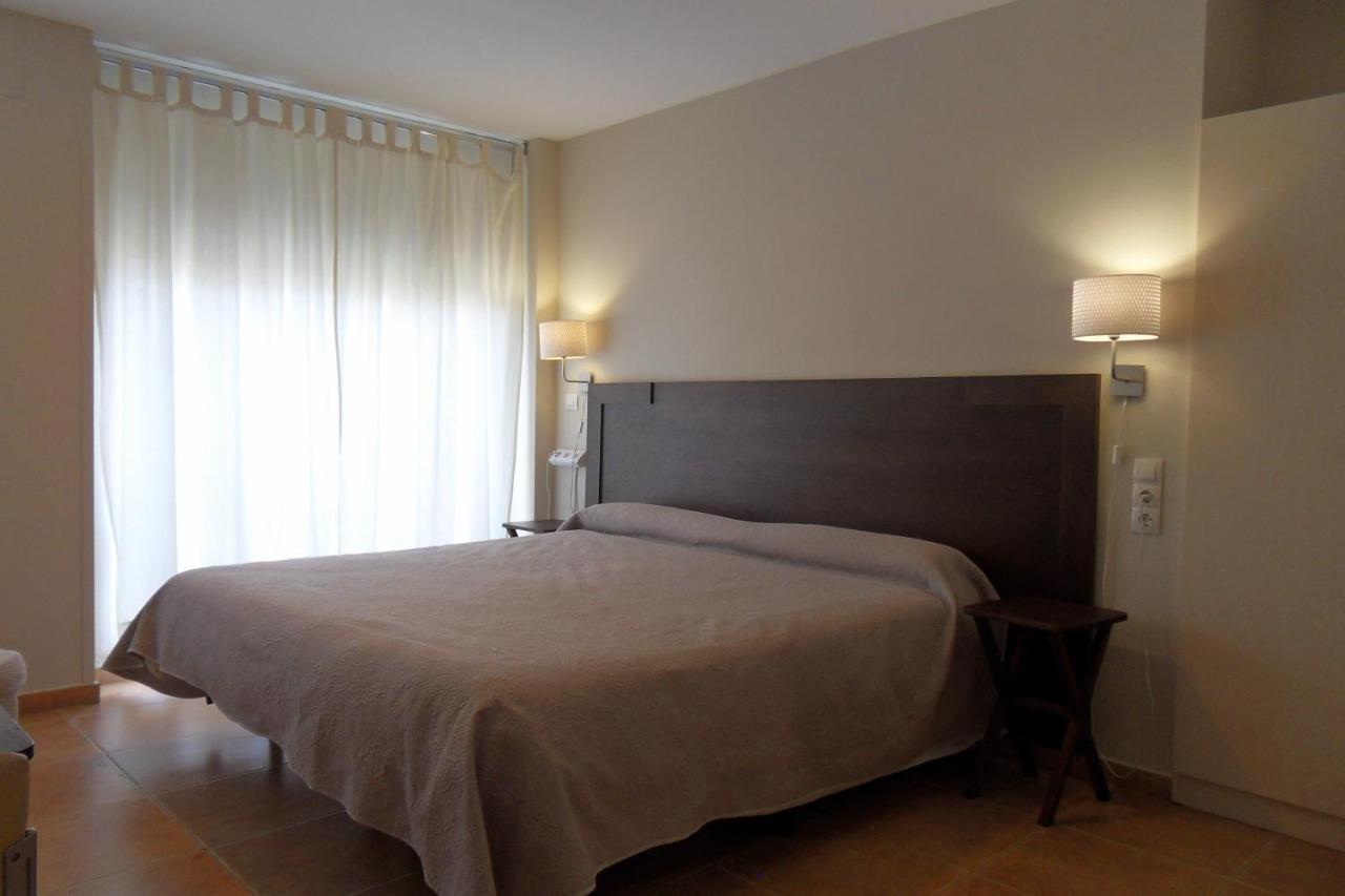 Hostal El Estudio Almansa Buitenkant foto